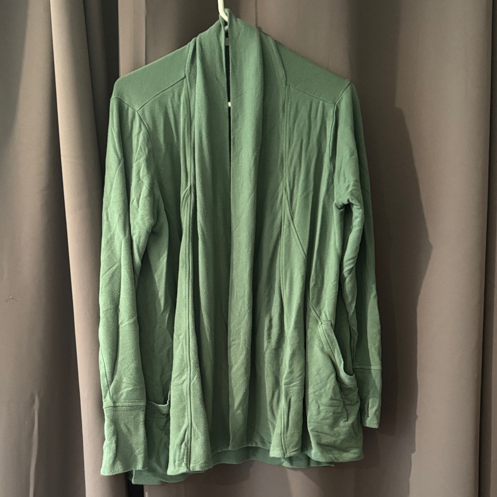 Athleta Pranayama Restore Wrap